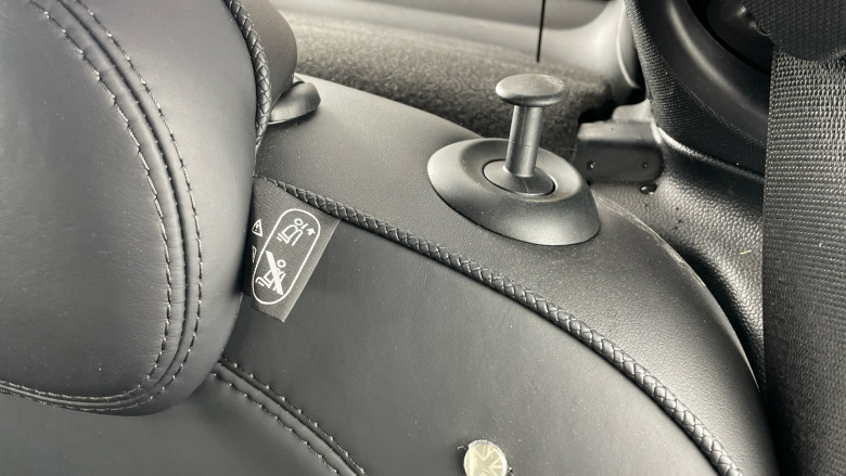 MINI Hatchback 2.0 John Cooper Works 3dr Auto Petrol Hatchback